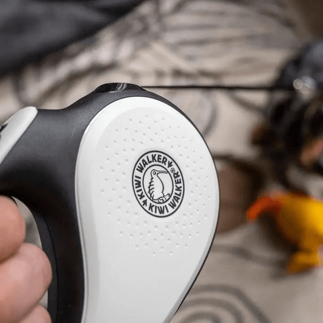 Kiwi Walker Retractable Lead 