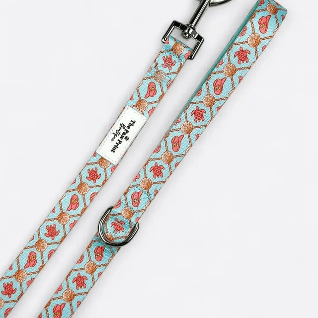 Paw Print Boutique &quot;She sells Seashells on the YEEHAW&quot; Lead 